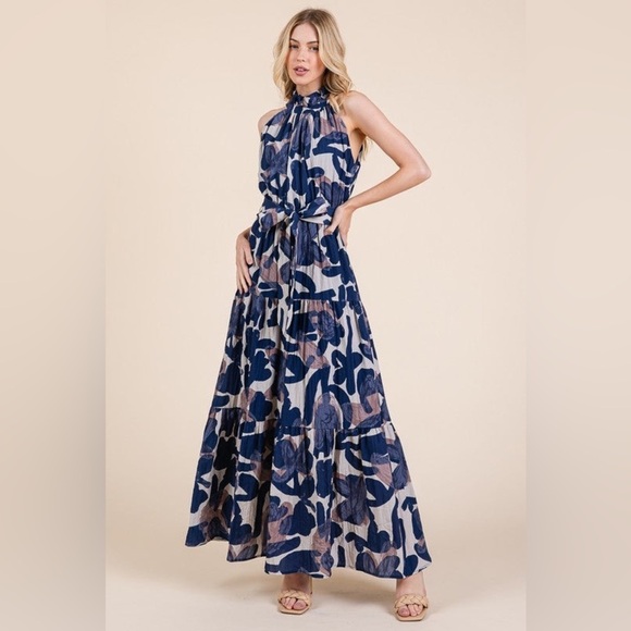 Ott Dresses & Skirts - New with tags gorgeous OTT Floral Maxi Dress in Blue and Cream (L)